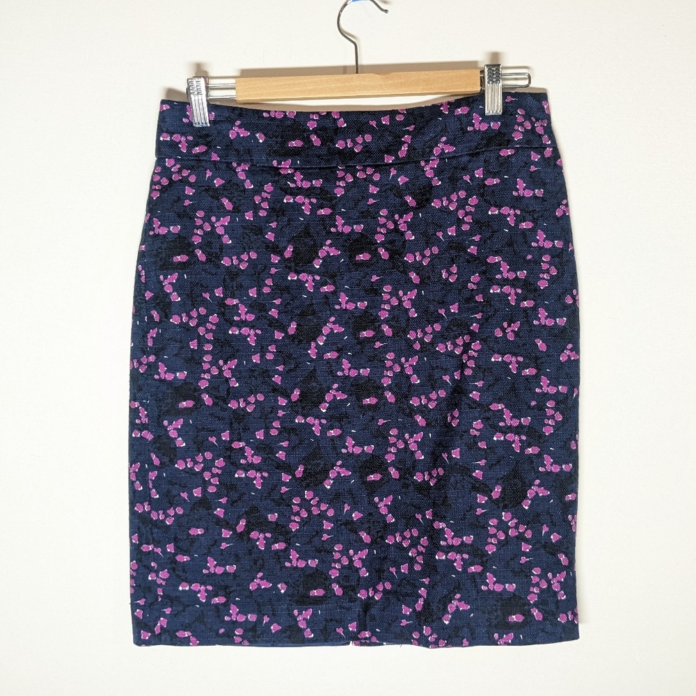 Ann Taylor Loft floral pencil skirt